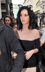 Katy Perry als Schmusekätzchen