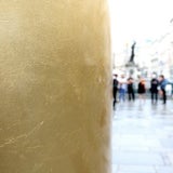 Säule spuckt Euromünzen
