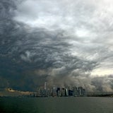 Mächtige Gewitterwolken über New York