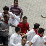 Bill Hillman in Pamplona aufgespießt