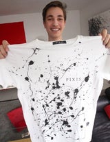 Michael Pixis designt T-Shirts