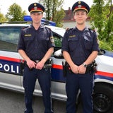 Die Bilder der Polizei-Geburtshelfer