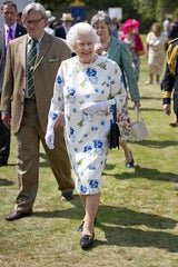 Stilvergleich Queen Elizabeth II und Herzogin Kate