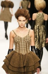 1 Paul Costelloe H/W 10