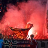 Rapid-Fans rasten aus