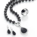 Schmuck in Schwarz und Rot