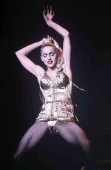Blond Ambition-Schuh von Kobi Levi