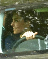 3 Tage vor der Hochzeit: Kate im dreckigen Auto