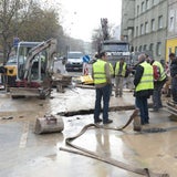Aufräumarbeiten nach Wasserrohrbruch