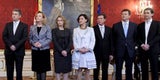 Kurz ohne Krawatte zu Angelobung