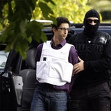 Terror in Athen: Polizei jagt Attentäter