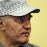Hier erscheint Mladic vor Gericht