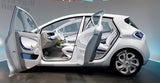 Das aufwendige Türkonzept des kompakten Elektroautos wird es aber eher nicht in die Serie schaffen. Bild: Reuters