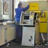 "Alien" sprengt Bankomat