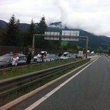 Mega-Pfingststau auf der Tauernautobahn