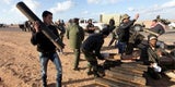 Gaddafi-Gegner vor der Stadt Bin Jawad
