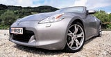 An den auffälligen Scheinwerfern ist der 370Z am besten von seinem Vorgänger 350 Z zu unterscheiden.