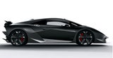 Dank des massiven Einsatzes des superleichten Werkstoffs bringt der Sesto Elemento nur 999 kg auf die Waage.