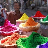 Buntes Frühlingsfest in Indien
