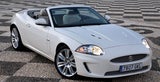 XK Cabrio. Für 10.000 Euro Aufpreis (und nur 15 kg Mehrgewicht) gibt´s den XK auch mit Softtop.