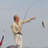 Putin und Medwedew angeln auf der Wolga