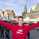 ÖSTERREICH besucht Arnautovic