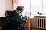 Sie sind ständig müde? Das steckt wirklich hinter der Dauermüdigkeit