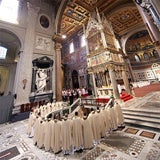 Papst Benedikt XVI: Rituelle Fußwaschung in Rom
