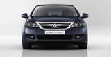 Die Front erinnert etwas an den Lexus GS und den VW Phaeton. Bi-Xenon-Scheinwerfer mit Kurvenlicht sind immer mit dabei.