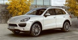 Die neue Front wurde an deas aktuelle Design (Panamera) angepasst, und wirkt nun deutlich harmonischer.