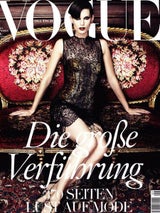 Iris Strubegger verführerisch am Vogue-Cover