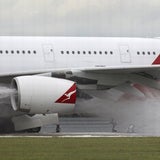 Riesenvogel A380 in Singapur notgelandet