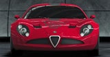 Breit und flach kauert der Zagato TZ3 Corsa über dem Asphalt.