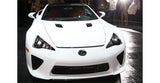 Der Lexus LF-A kommt mit einem 560 PS V10