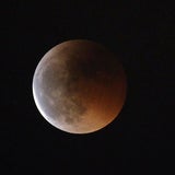 So strahlte der Blutmond über der Welt