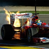 Massas Ferrari in Flammen