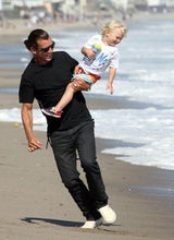 Gwen Stefani & Gavin Rossdale mit ihren Söhnen am Strand