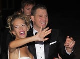 Frisch verheiratet: So strahlt Michael Buble