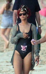 Rihanna im Panther-Badeanzug auf Barbados