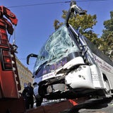 Kollision zwischen Straßenbahn und Autobus