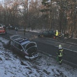 Krems: Frontalcrash mit Polizei-Auto