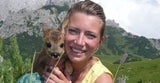 Heidi_am_Fuße_der_Bischofsm