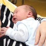 Das Neujahrsbaby 2012 stellt sich vor