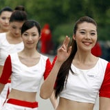 grid-girls_APA