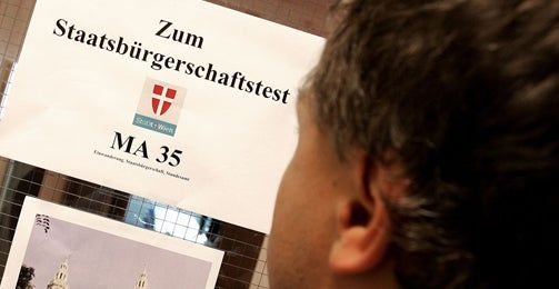 061121_einbuergerung_APA