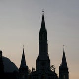 lourdes2