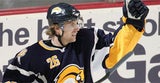 vanek action 03