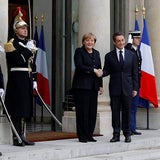 Merkel & Sarkozy demonstrieren Einigkeit