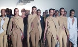 Skurriles von der Pariser Modewoche