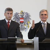 Koalition zelebriert den neuen Frieden